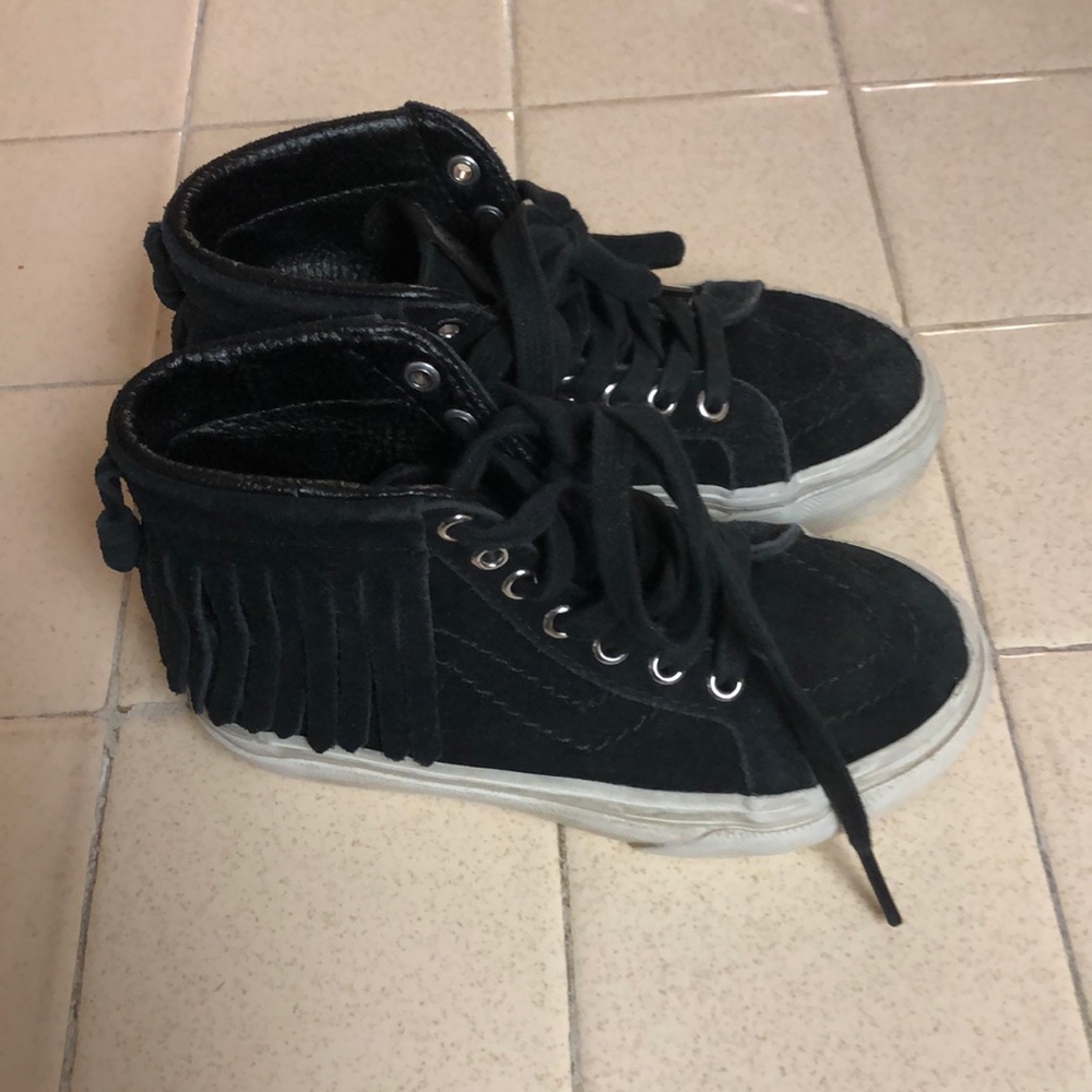Girls Skate Shoes